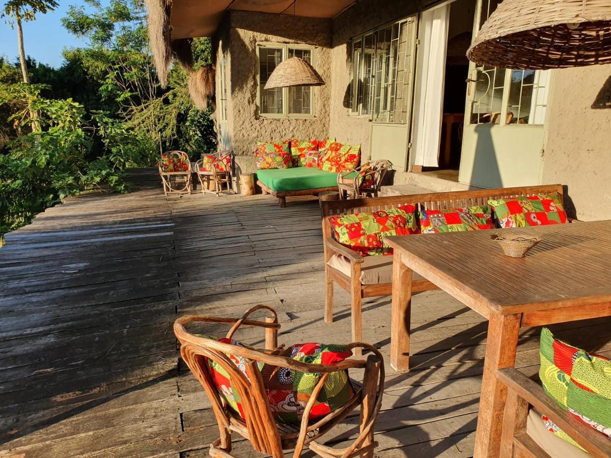 Villa Hillside Retreat - Africa Amini Life Usa River Exterior foto