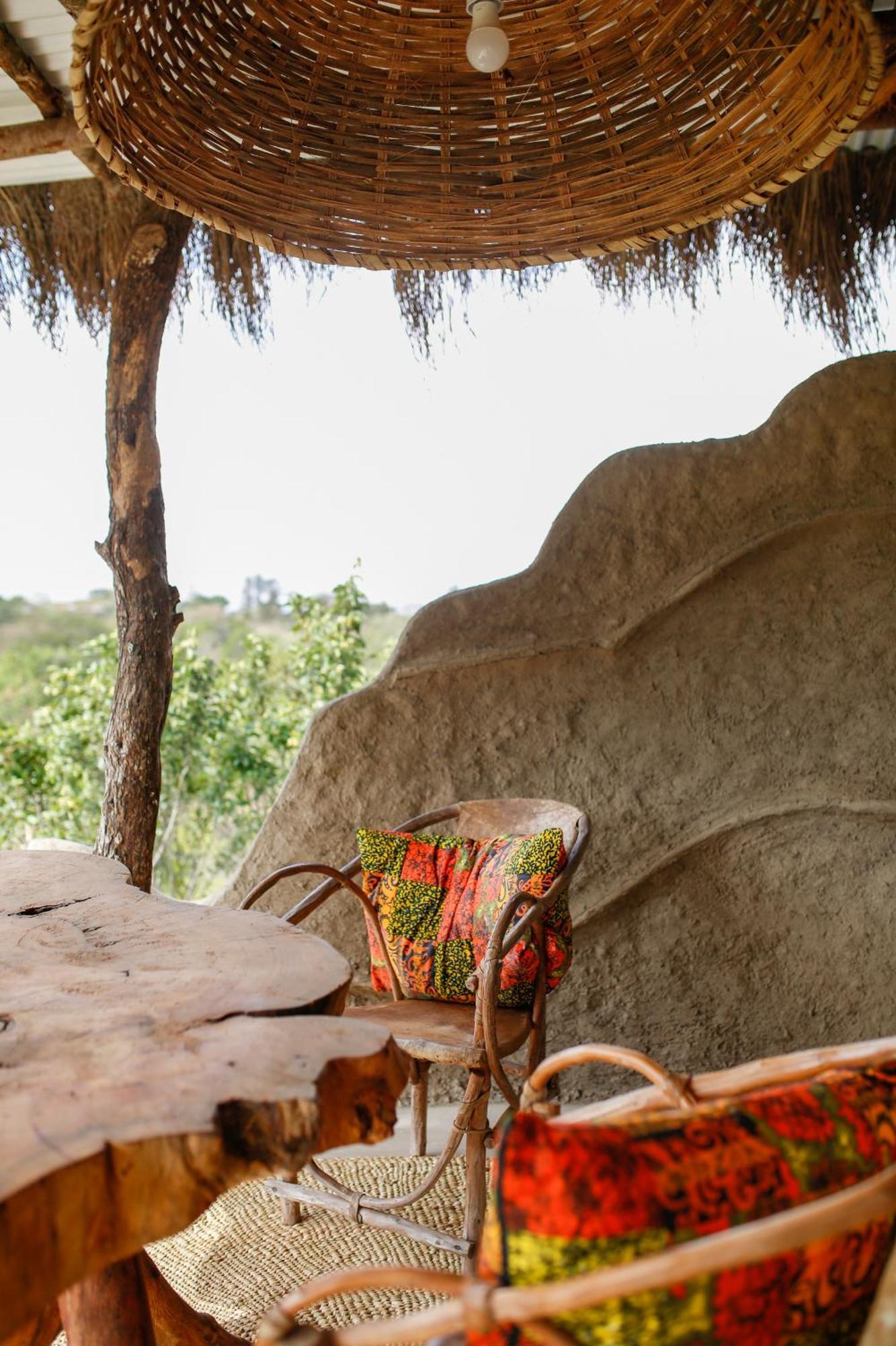 Villa Hillside Retreat - Africa Amini Life Usa River Exterior foto